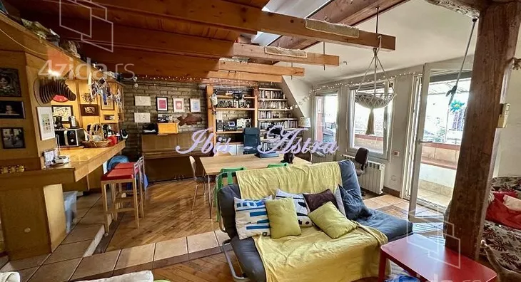 Petosoban stan | 4zida