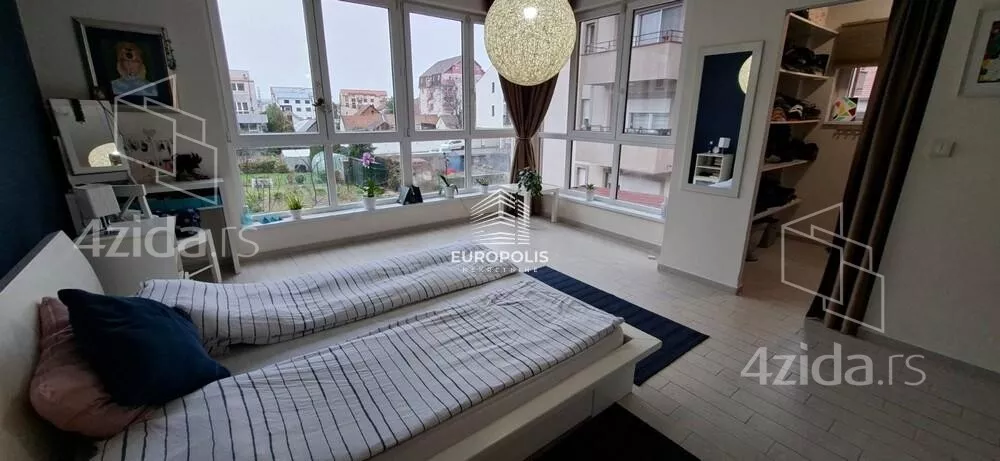 4-etažna kuća | 4zida