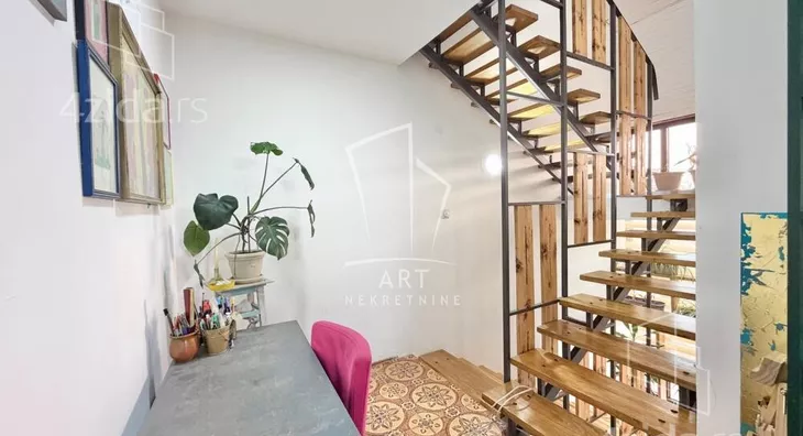 4-etažna kuća | 4zida