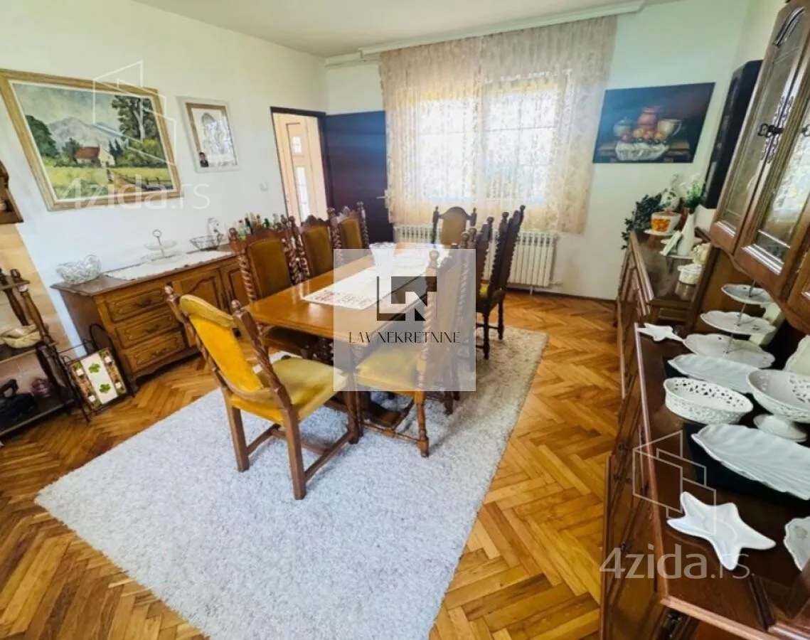 Kuća | 4zida