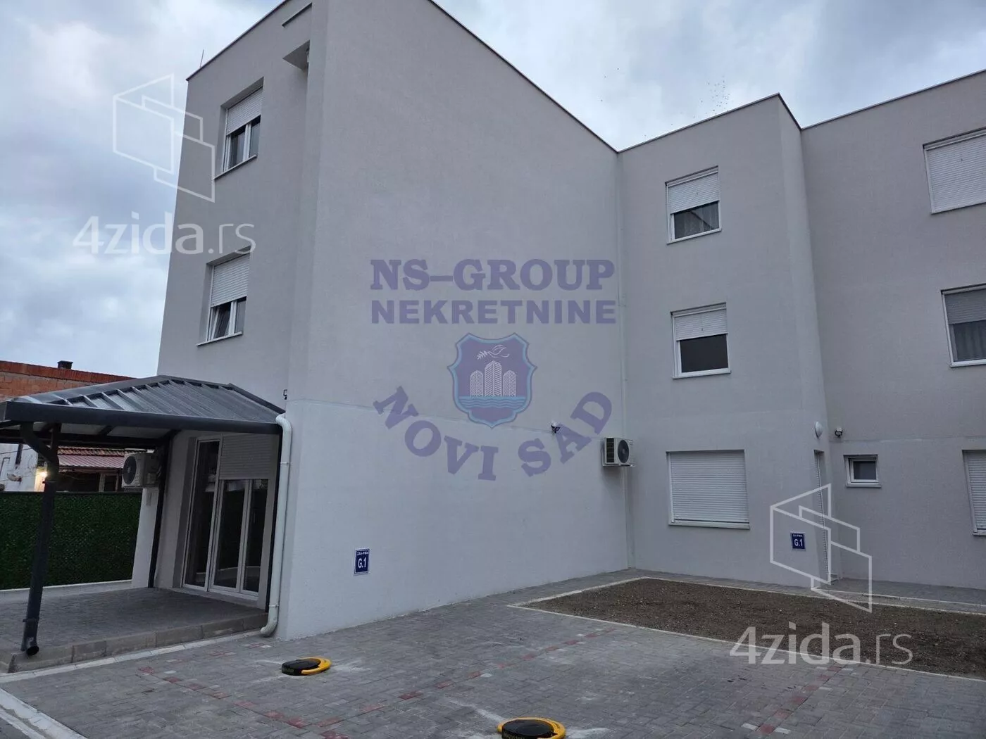 Jednoiposoban stan | 4zida