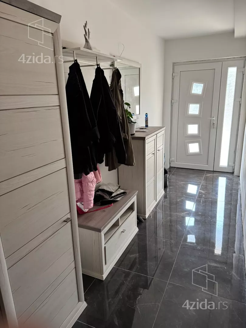 4-etažna kuća | 4zida