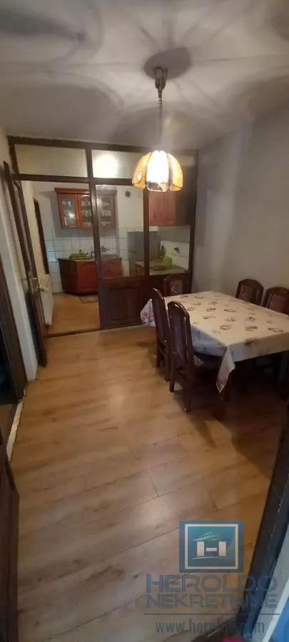 Zelena Pijaca | 4zida.rs