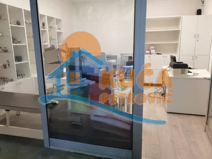 Trg Pavla Stojkovića | 4zida.rs