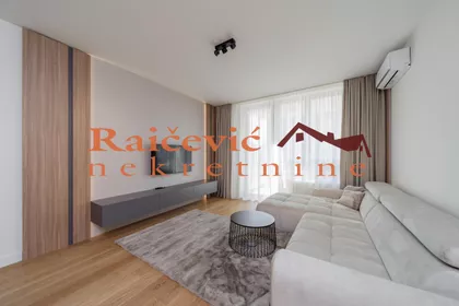 Nikolaja Kravcova | 4zida.rs