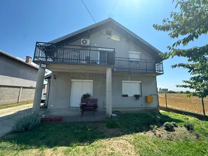 Jakovački Kormadin | 4zida.rs