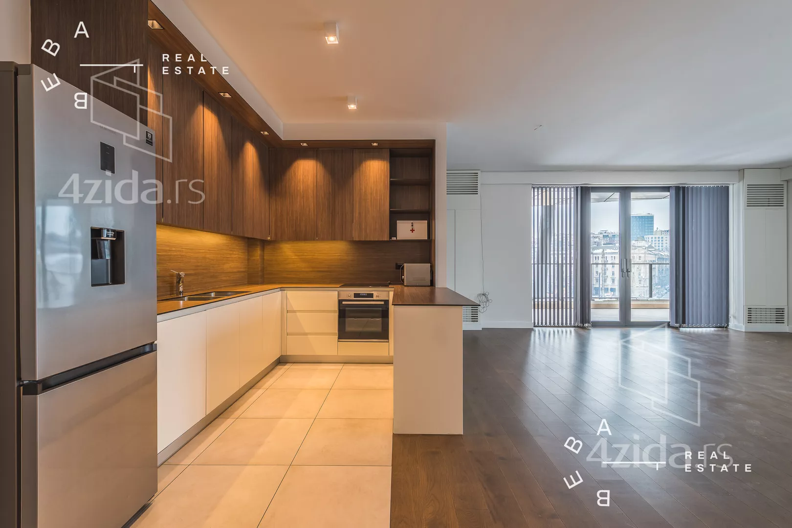 Petosoban stan | 4zida