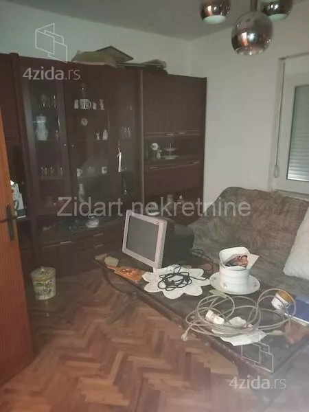 4-etažna kuća | 4zida