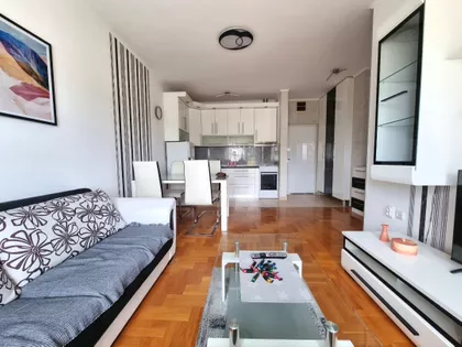 Antona Aškerca 41 | 4zida.rs