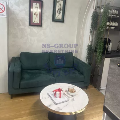 Cara Dušana | 4zida.rs