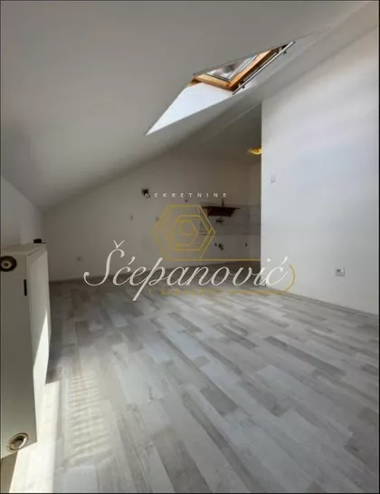 Detelinara | 4zida.rs
