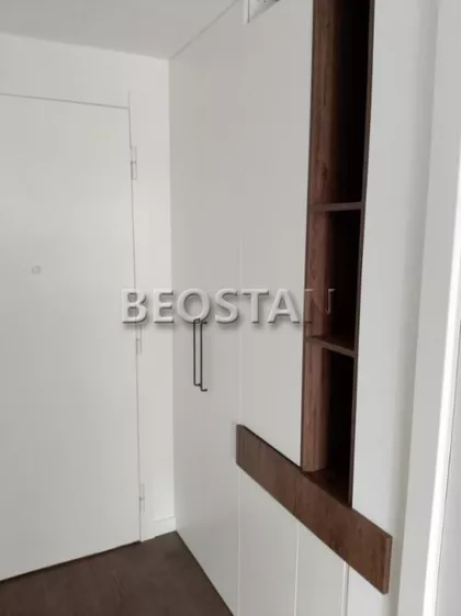 Omladinskih Brigada | 4zida.rs