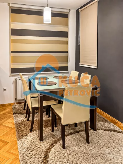 Milana Rakića | 4zida.rs