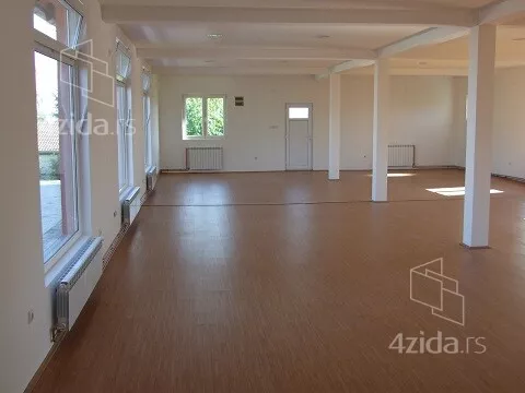 Lokal | 4zida