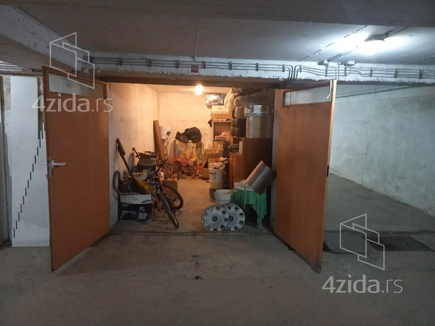 Garaža | 4zida