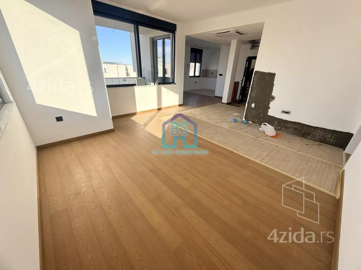 Petosoban stan | 4zida