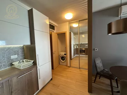 Crveni Krst Vračar | 4zida.rs