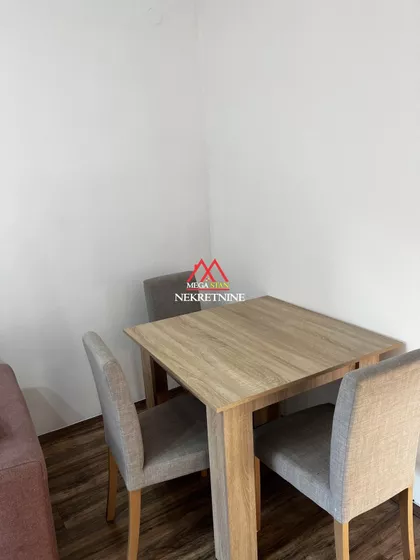 Janka Čmelika | 4zida.rs