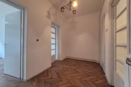 Cetinjska bb | 4zida.rs