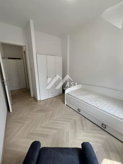Lovćenska | 4zida.rs