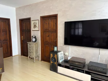 Vuka Isakovića 18 | 4zida.rs