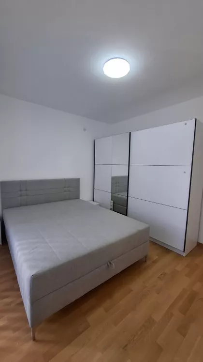 Trg Fontana | 4zida.rs