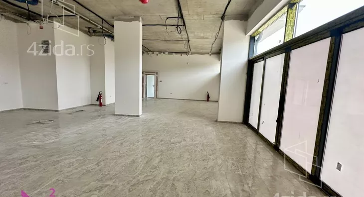 Poslovni prostor | 4zida