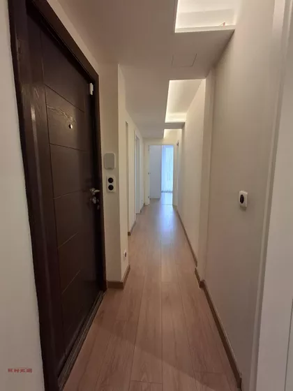 KANAREVO BRDO-DOM ZDRAVLJA | 4zida.rs