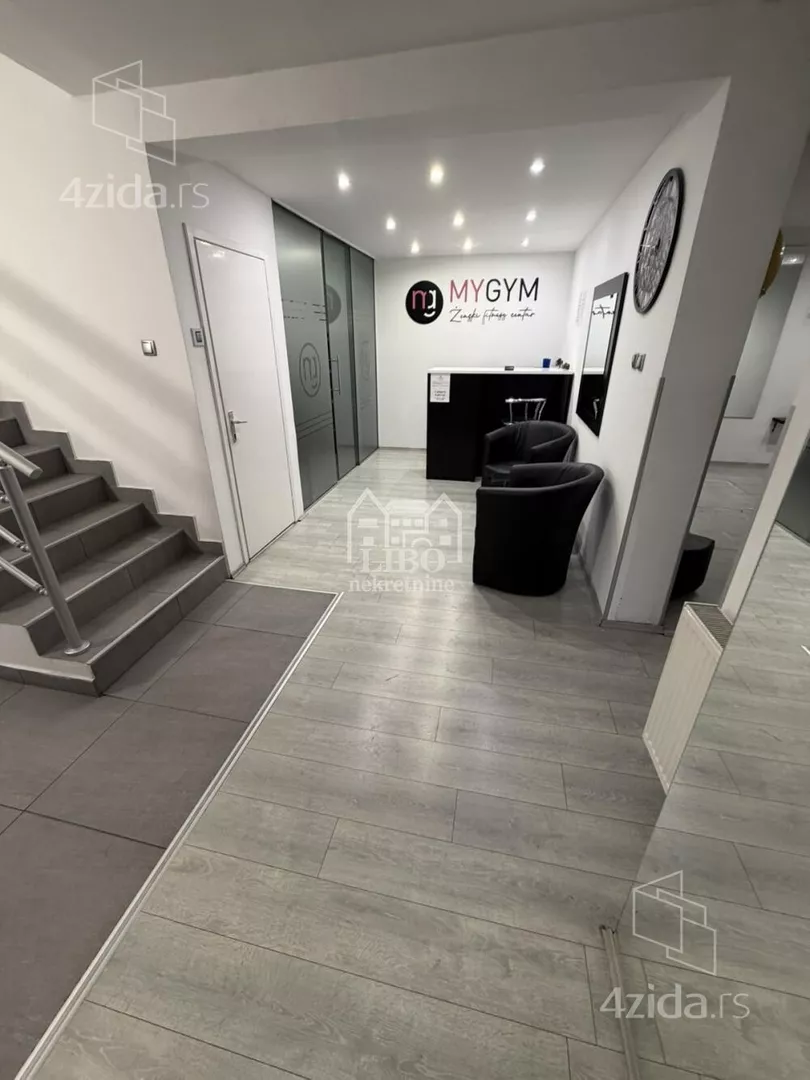 Poslovni prostor | 4zida