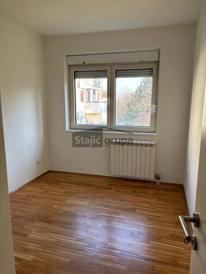 Šekspirova | 4zida.rs