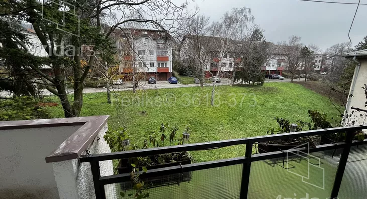 Šestosoban stan | 4zida