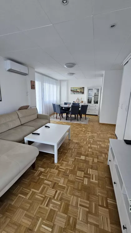 Jurija Gagarina | 4zida.rs