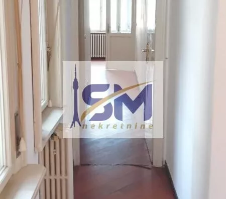 Šestosoban stan | 4zida