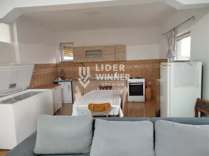Vojvode Vlahovića | 4zida.rs