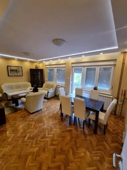 Sremska Kamenica | 4zida.rs