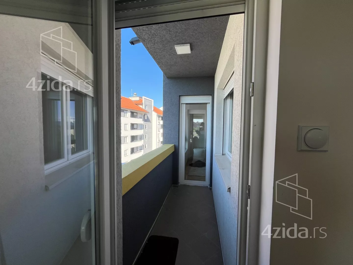 Dvoiposoban stan | 4zida