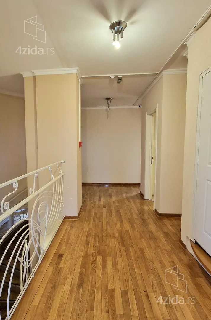 6-etažna kuća | 4zida