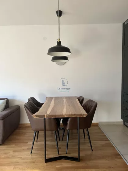 Dobropoljska | 4zida.rs