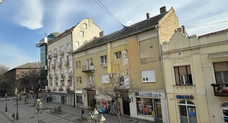 Petosoban stan | 4zida