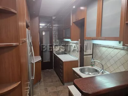 Grčica Milenka | 4zida.rs