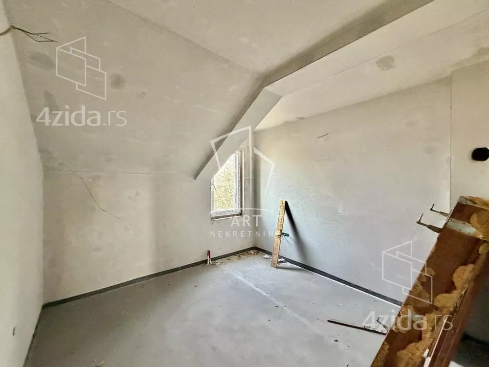 3-etažna kuća | 4zida