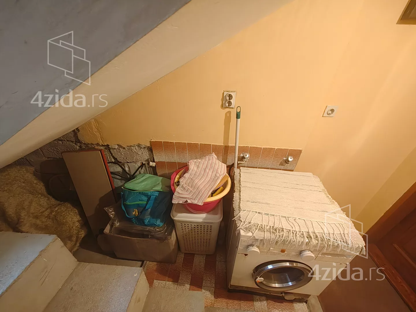 4-etažna kuća | 4zida