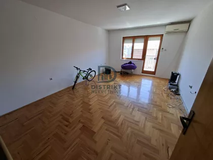 Somborska | 4zida.rs