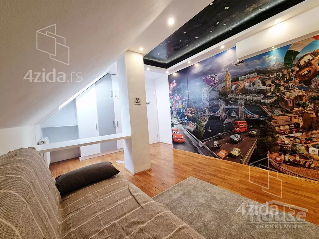 Četvorosoban stan | 4zida