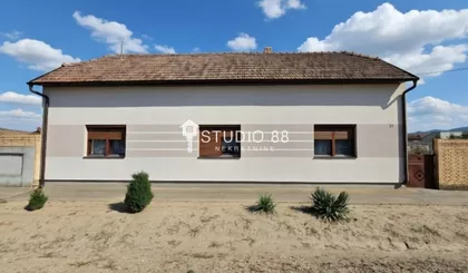 Jaša Tomić | 4zida.rs