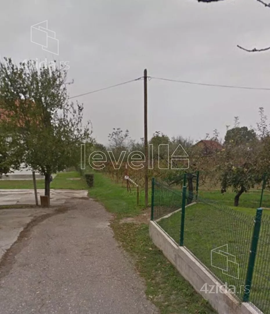 Plac | 4zida