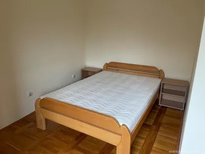 Vašarište | 4zida.rs