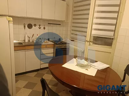 Darinke Radović | 4zida.rs