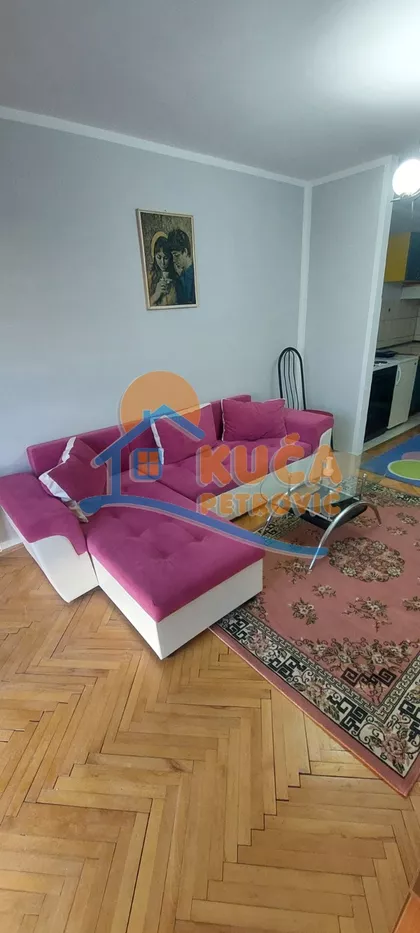 7. jula | 4zida.rs