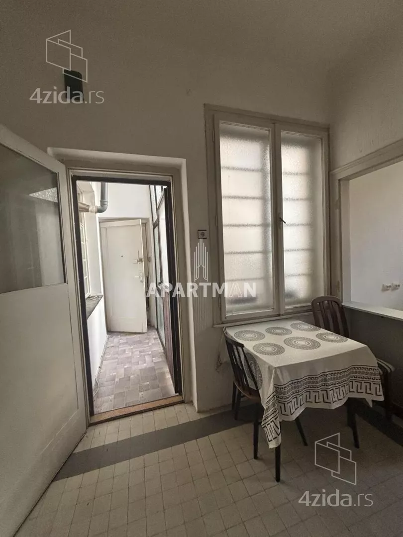 Četvoroiposoban stan | 4zida